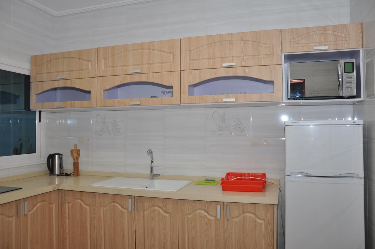 Rosalie'S Suites Lome Ngoại thất bức ảnh